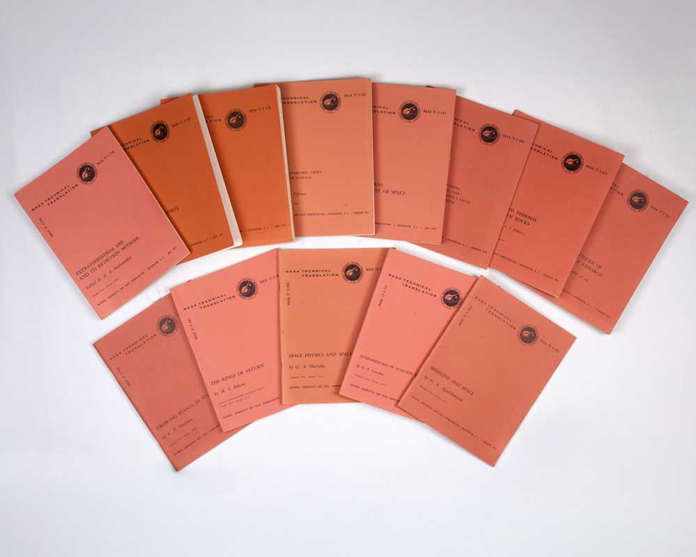 A Series of Russian publications on Extraterrestrial Life, Medicine, Space, Spacecraft and the Planets.
